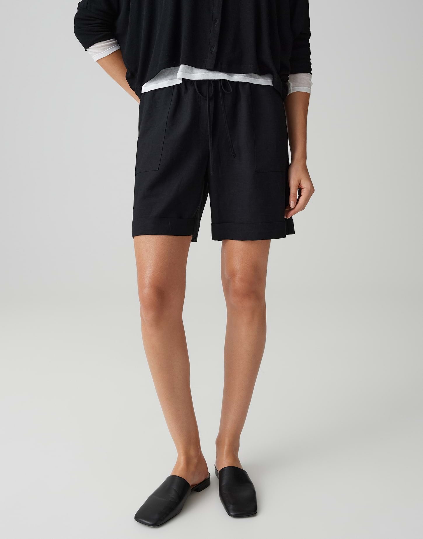 Opus Pants Damen Shorts Black