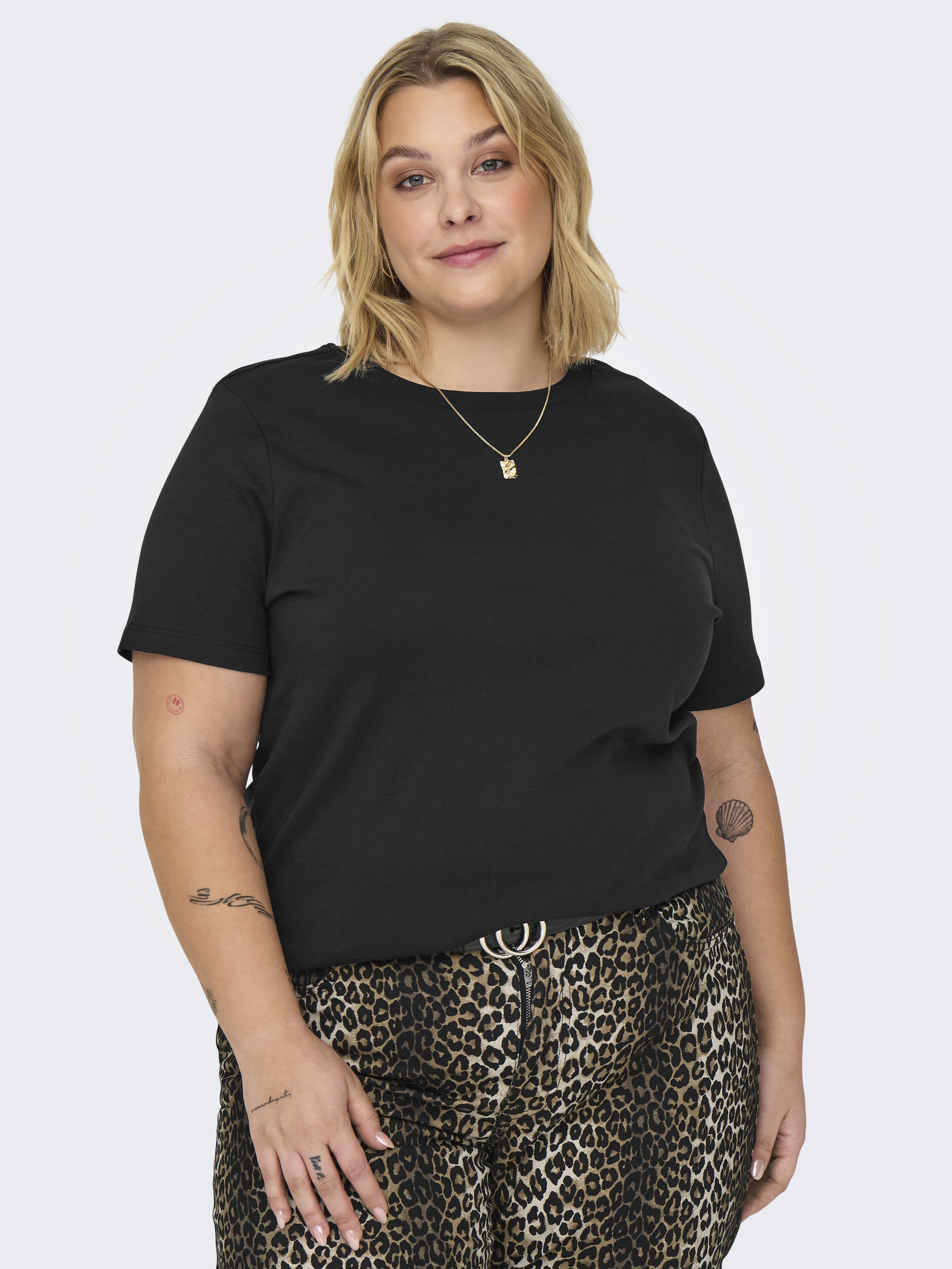 Only Carmakoma Damen T-Shirts Black