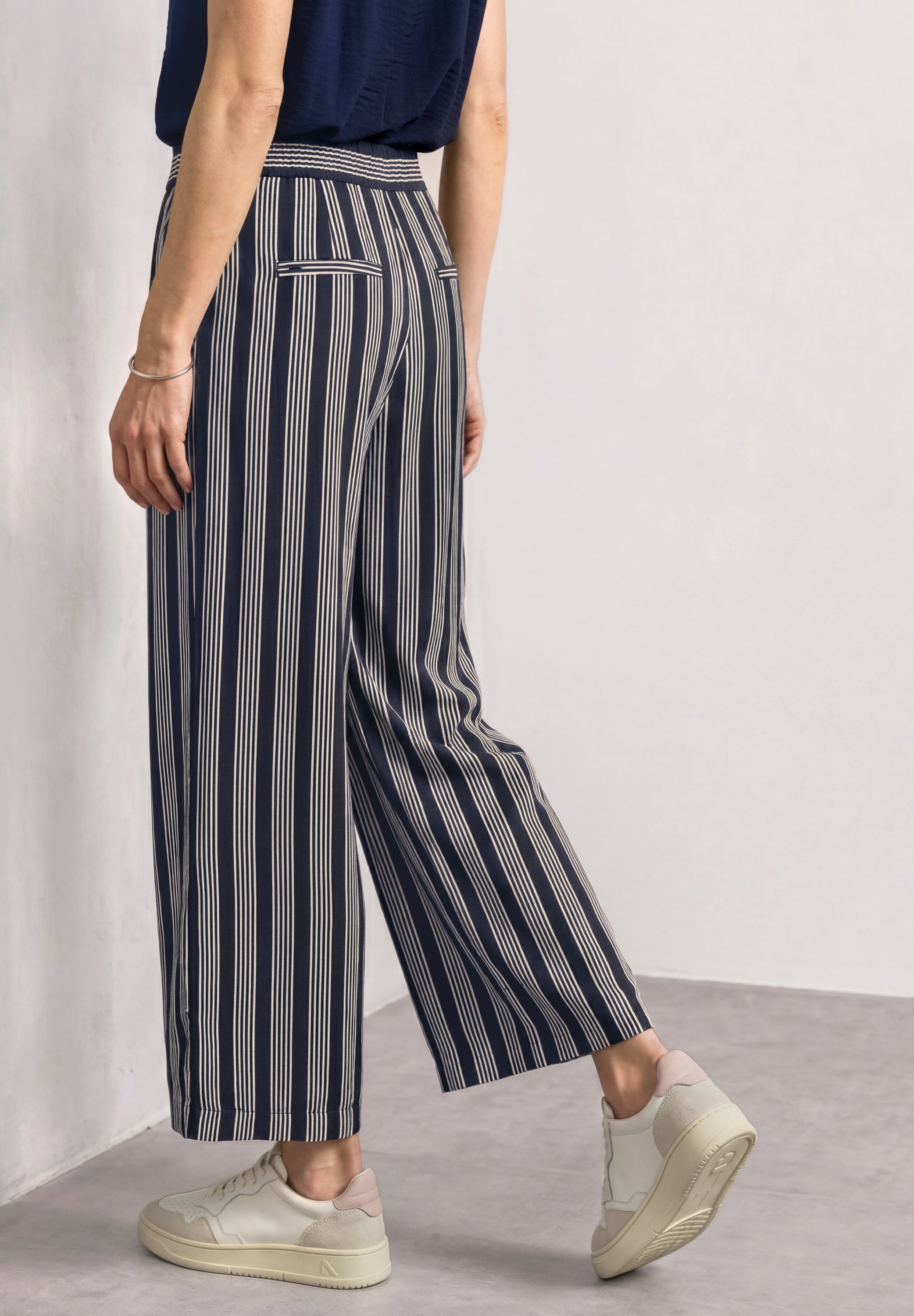 Street One Damen Hosen Darkest B