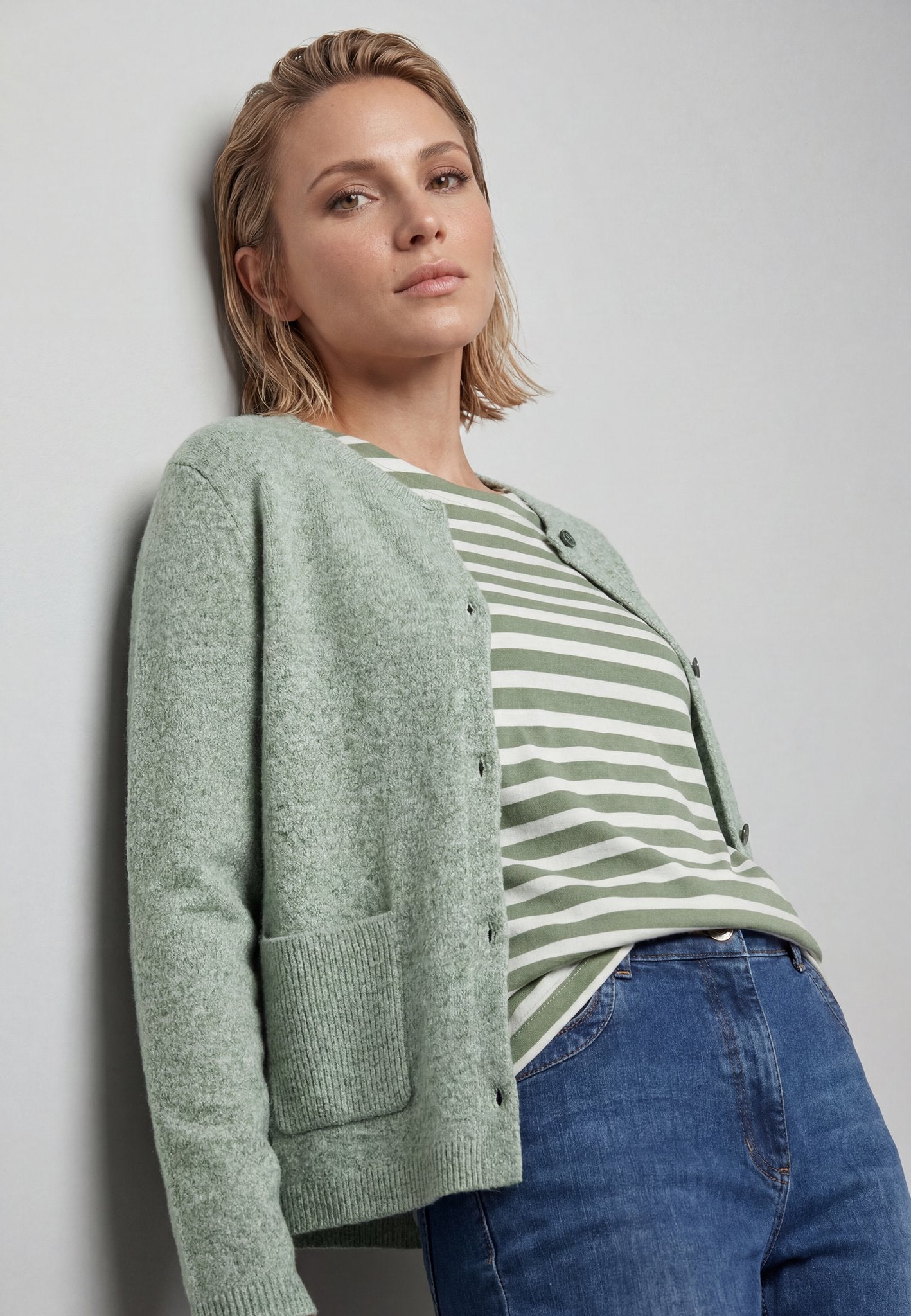 Olsen Damen Strickjacken Moss Gree