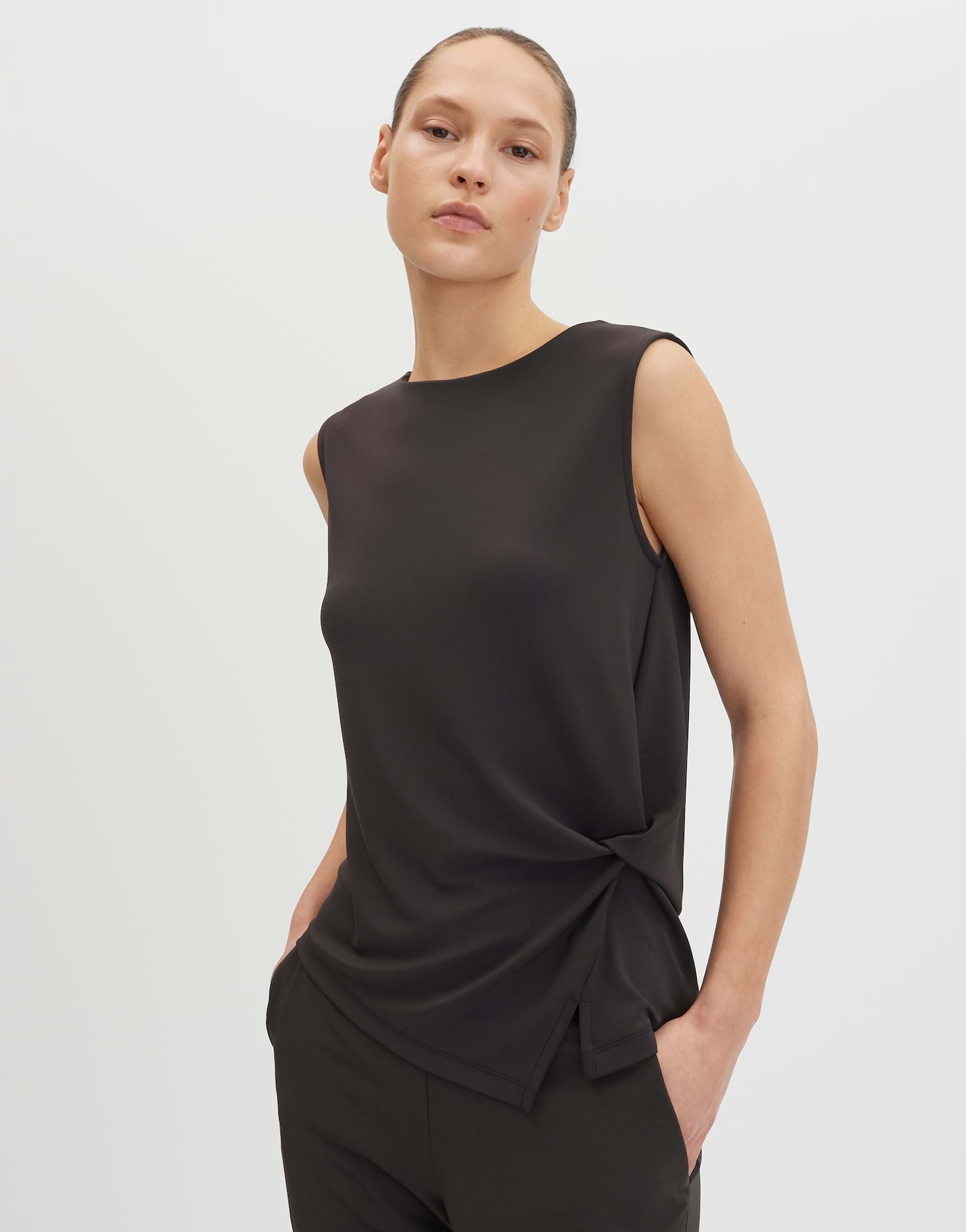 Someday Damen T-Shirts Dark Truffle