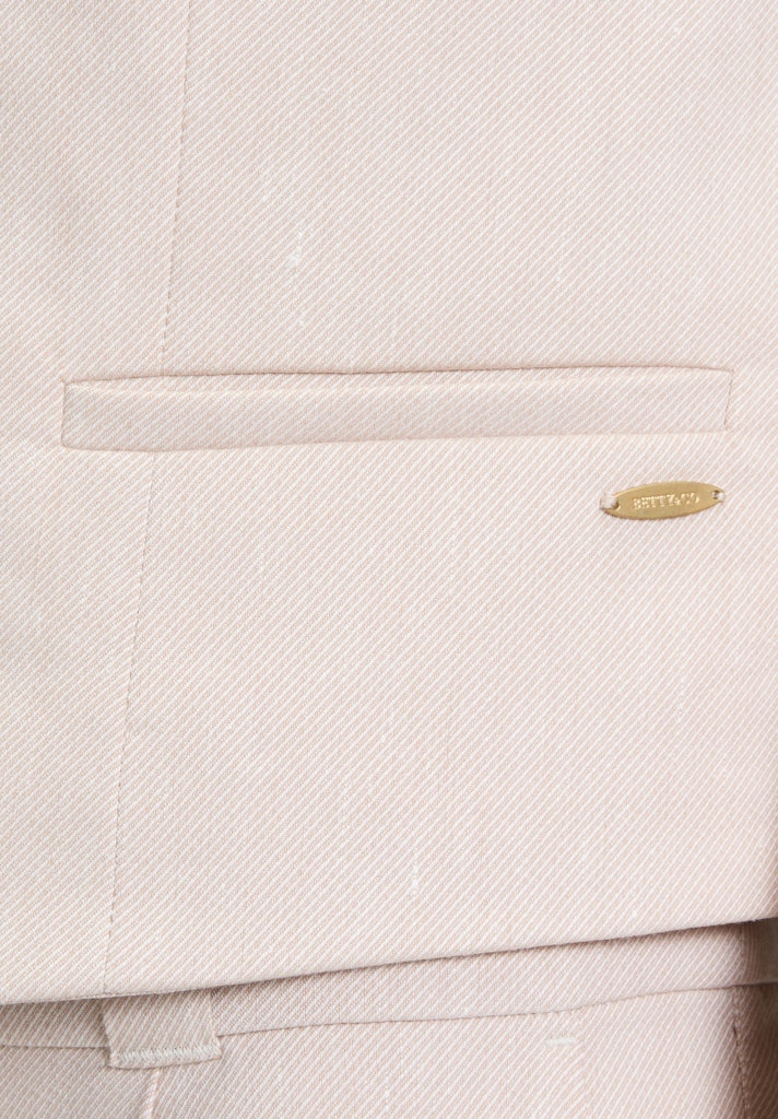 Betty & Co Damen Indoorwesten Dark Cream Mela
