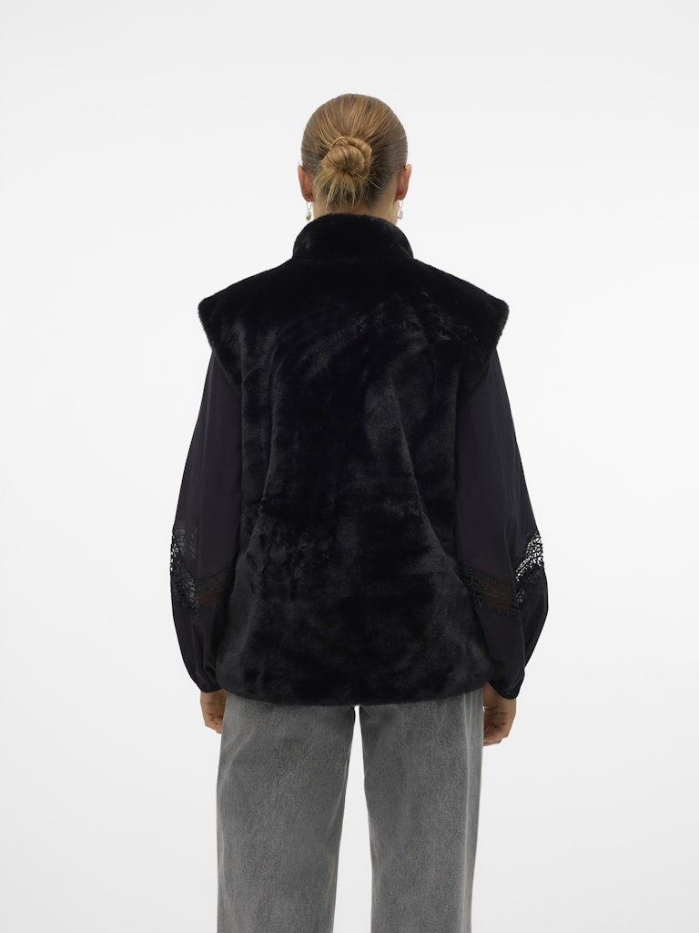 Vero Moda Damen Outdoorwesten Black