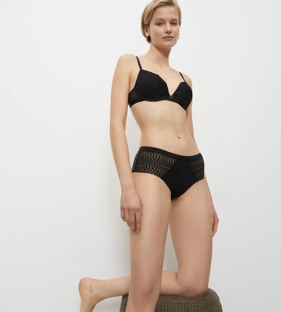 Triumph Slip Black