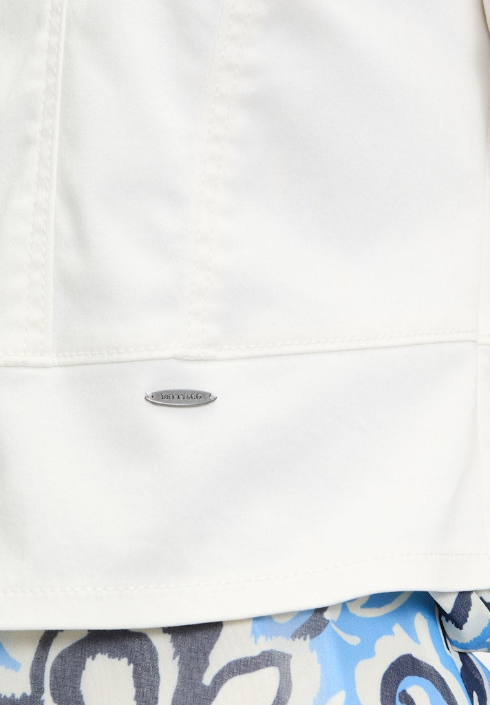 Betty & Co Damen Jacken Offwhite