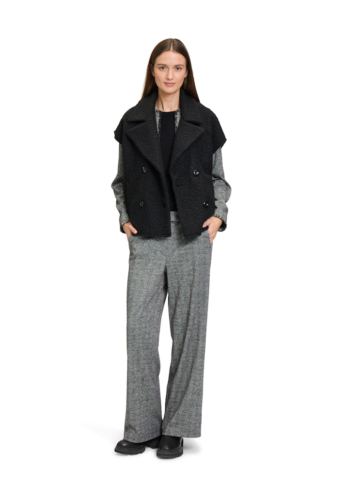 Betty & Co Damen Outdoorwesten Black