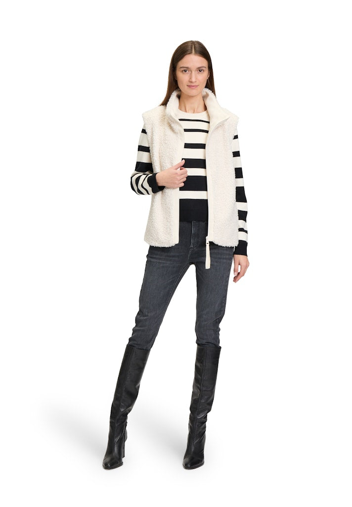 Betty & Co Damen Outdoorwesten White Sand