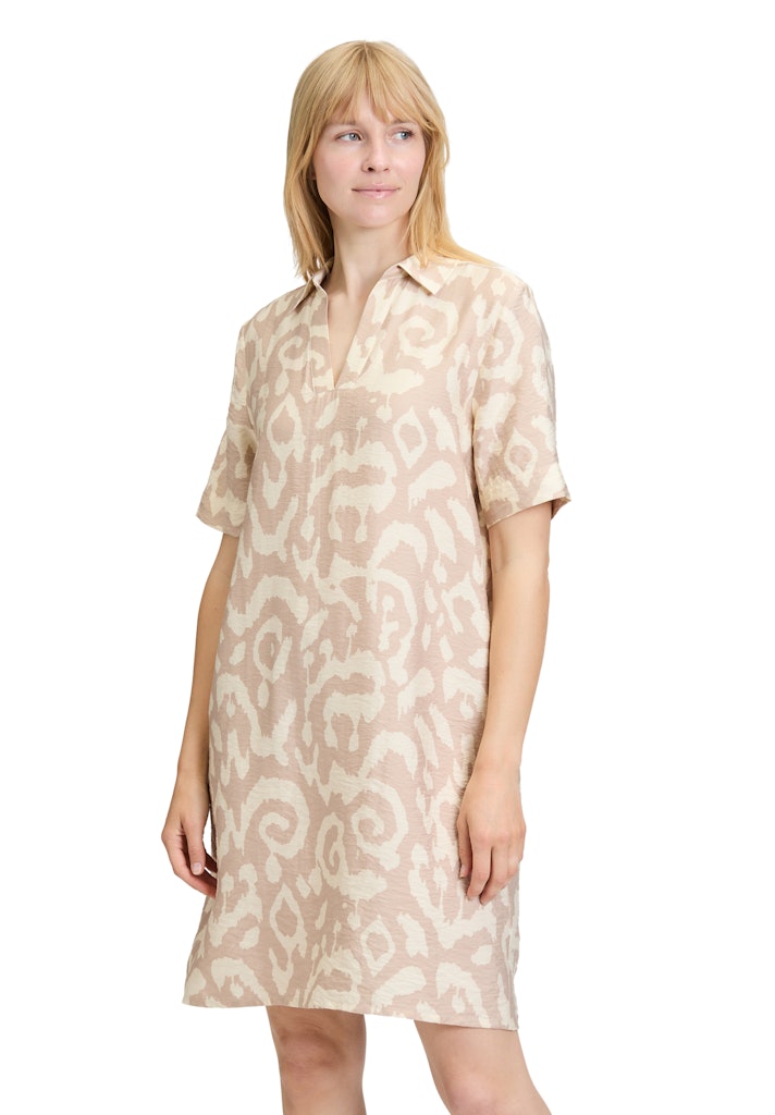 Betty & Co Damen Kleider Nature/Cream