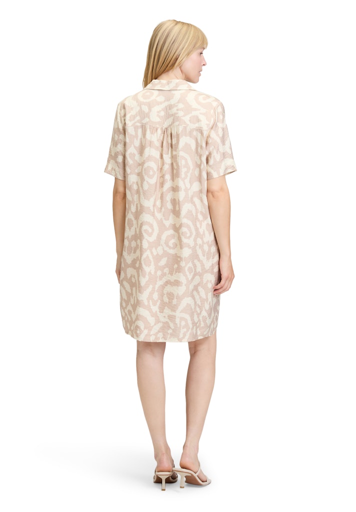 Betty & Co Damen Kleider Nature/Cream