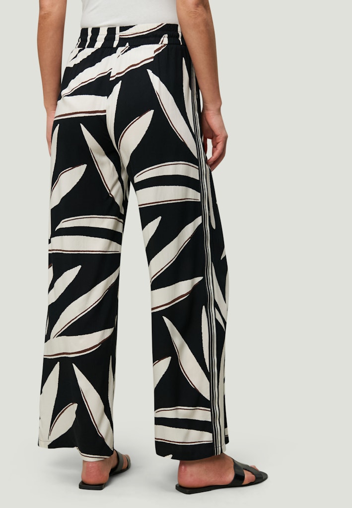 Zero Damen Hosen Blackcream