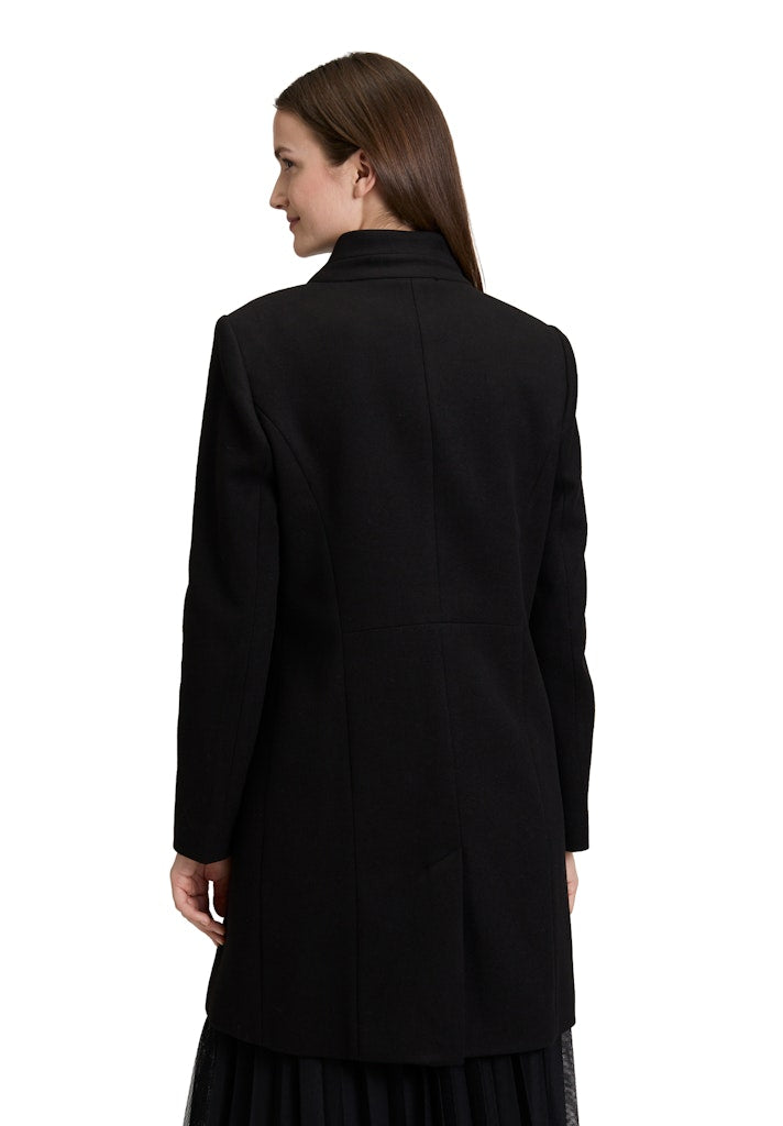 Betty & Co Damen Mäntel Black