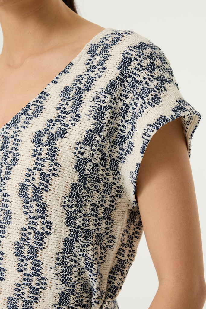 Garcia Damen T-Shirts Ecru