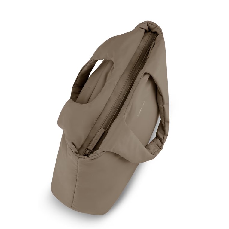 Skara Cloud Shopper - Walnut