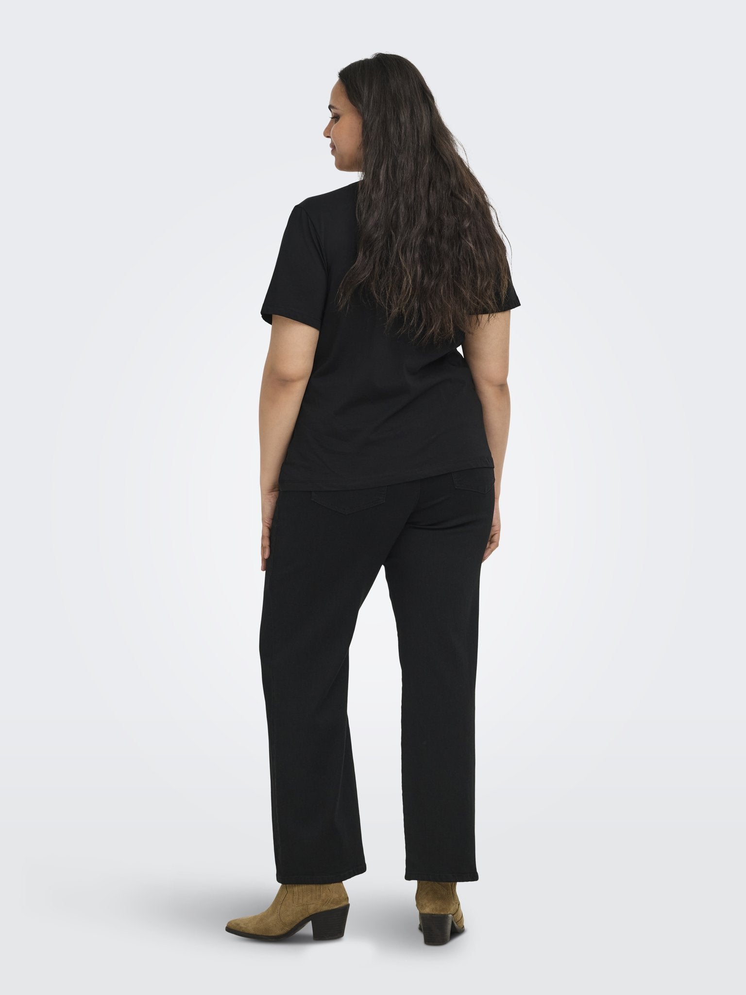Only Carmakoma Damen T-Shirts Black/Love Leo