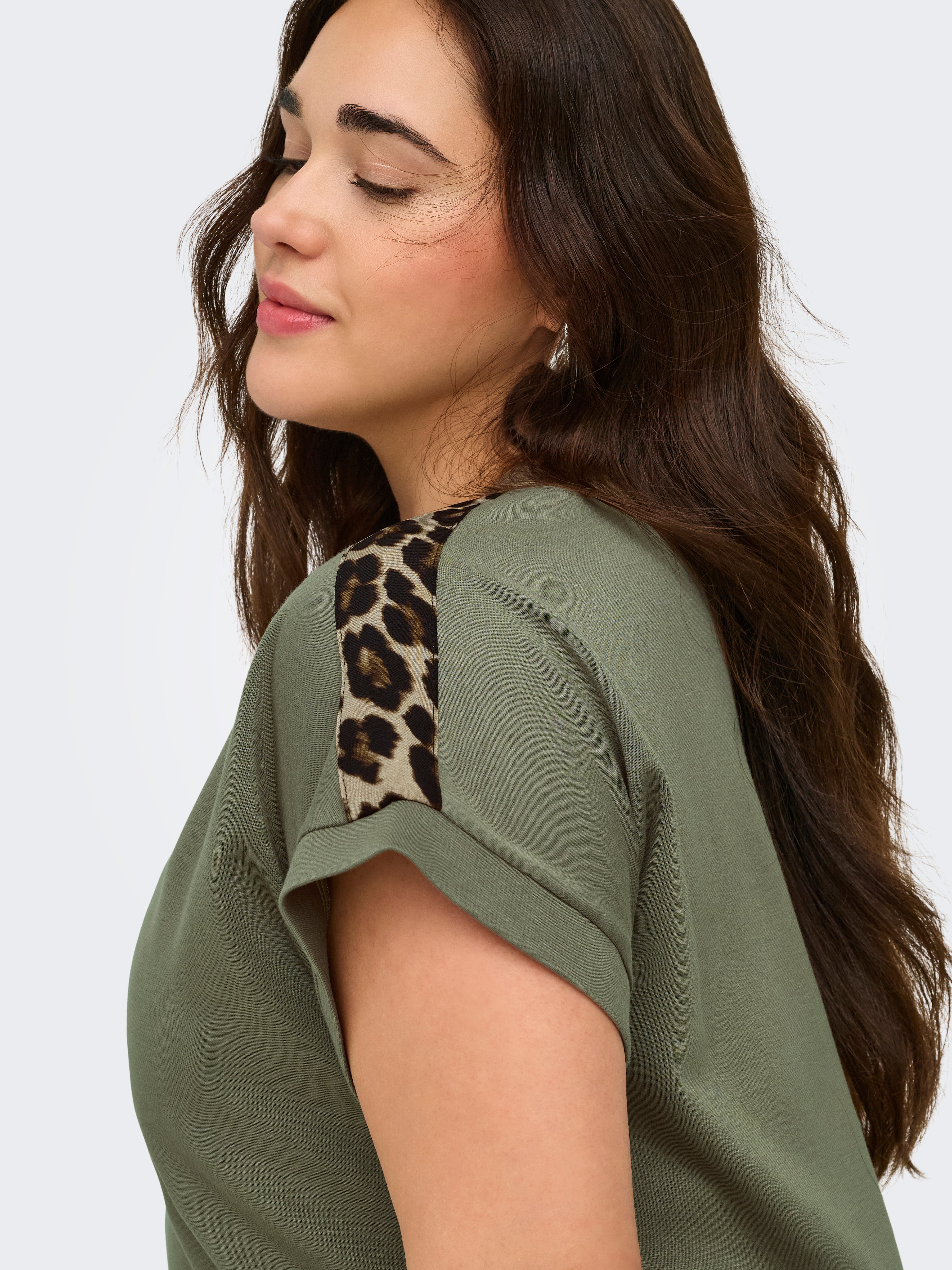 Only Caramkoma Damen Kleider Smokey Olive