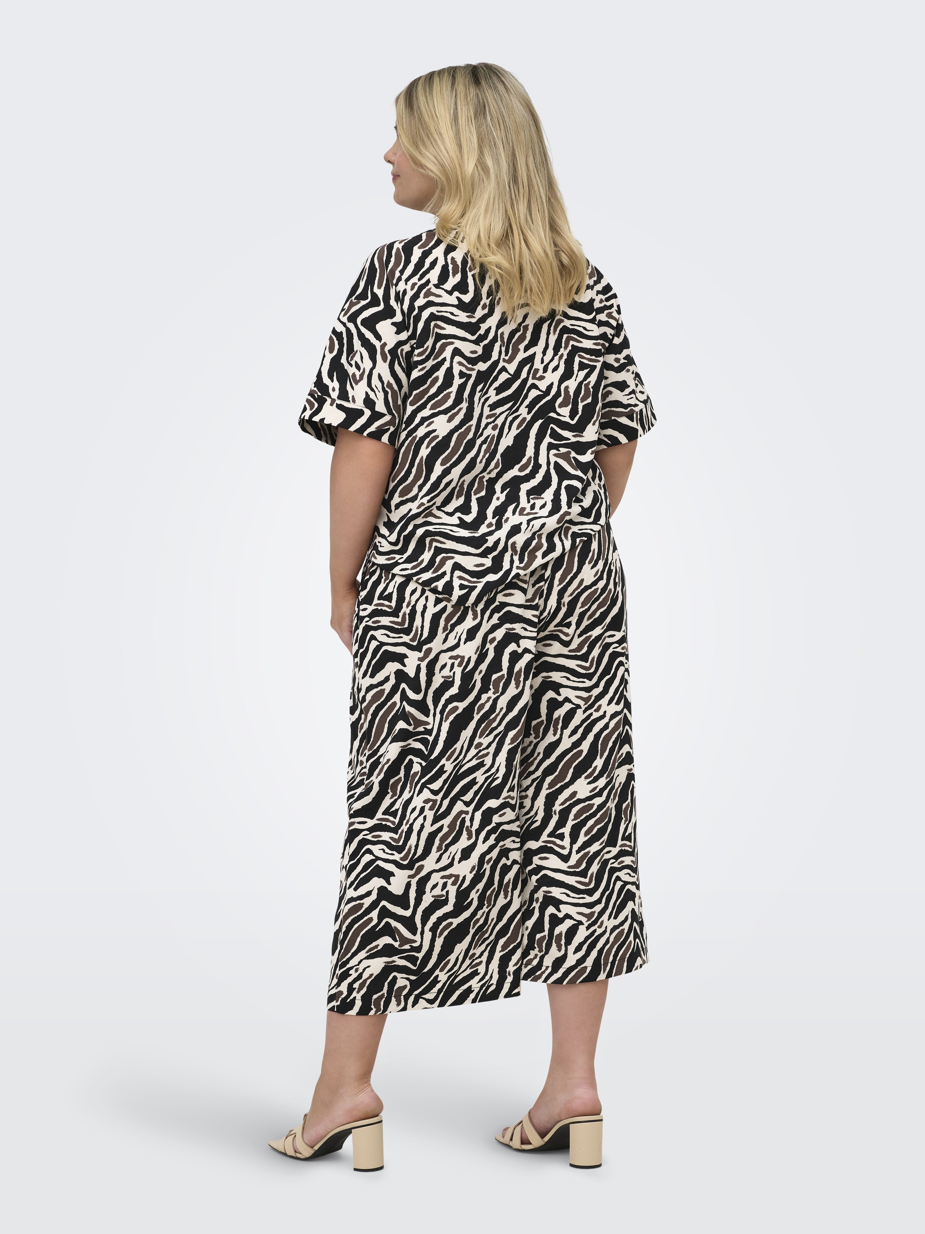 Only Caramkoma Damen Hosen Black/Graphic A