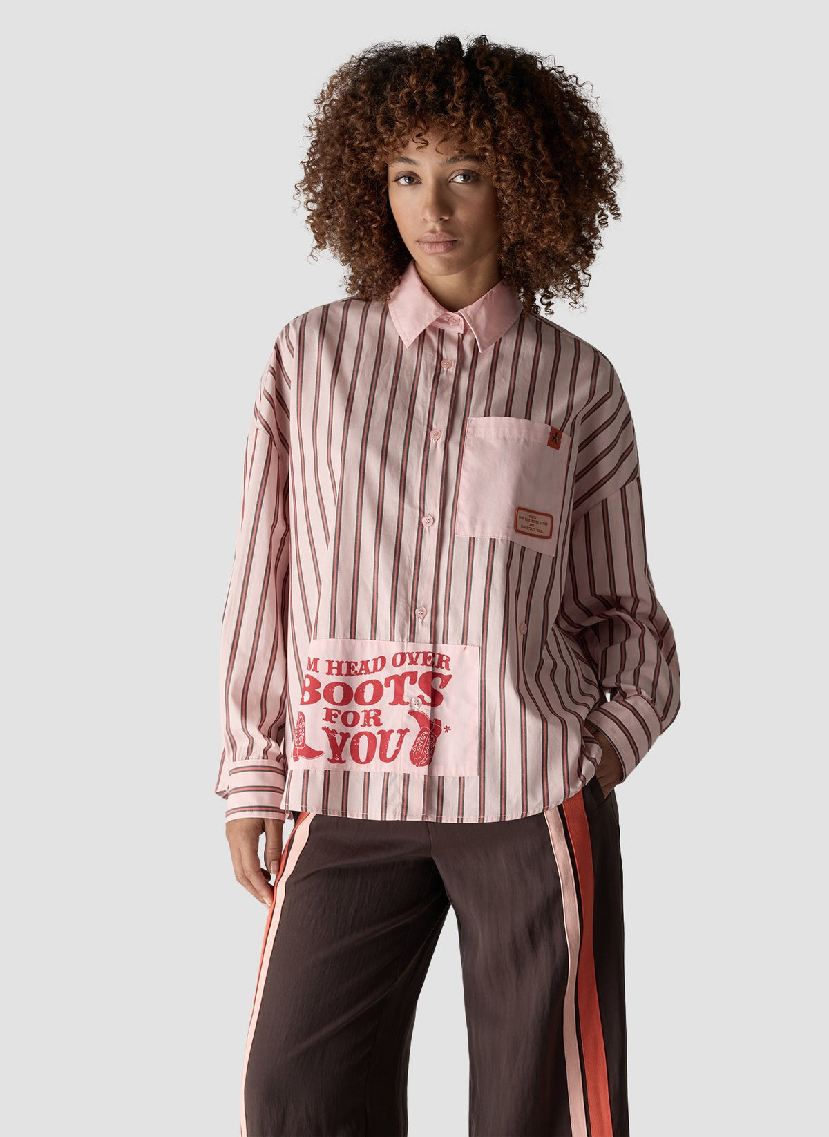 Le Comte Damen Blusen Puder