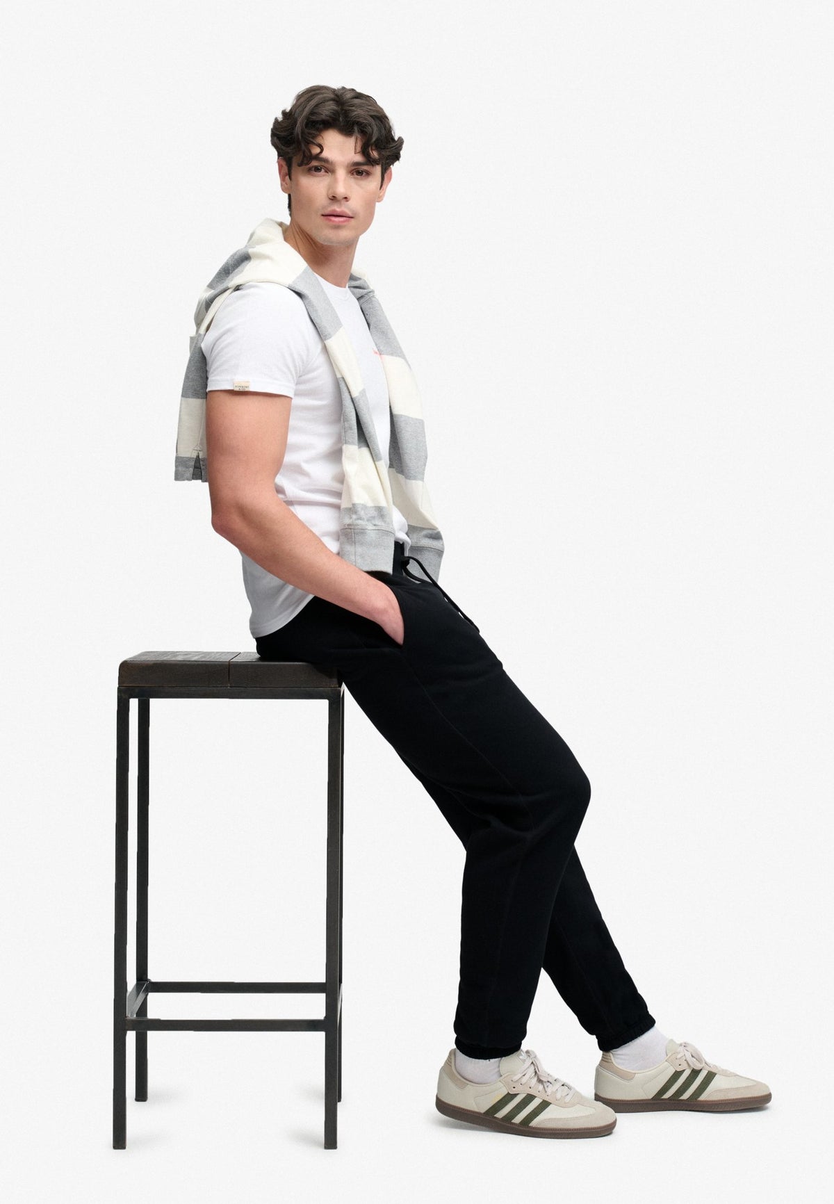 Superdry Herren Hosen A Black