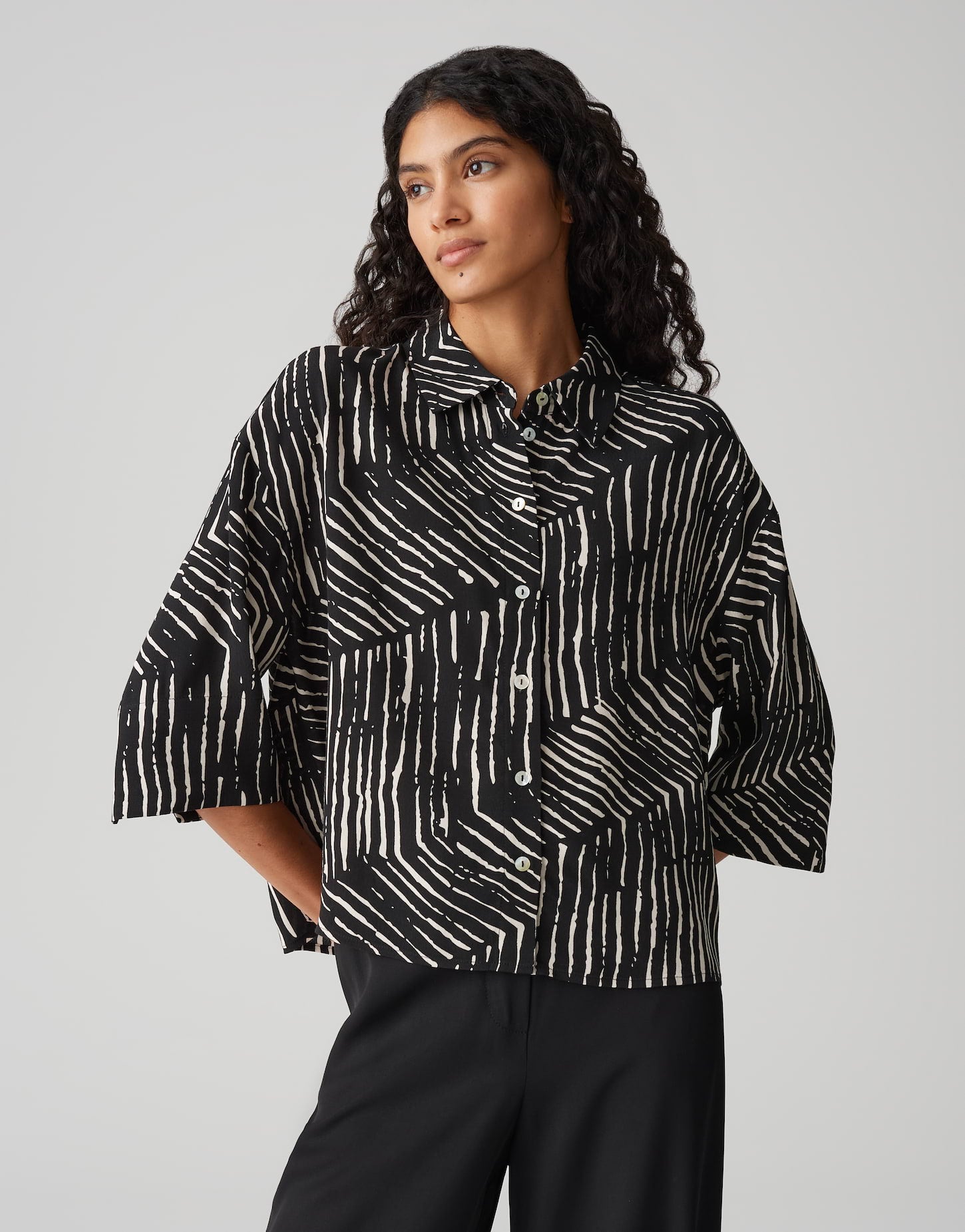 Opus Damen Blusen Black