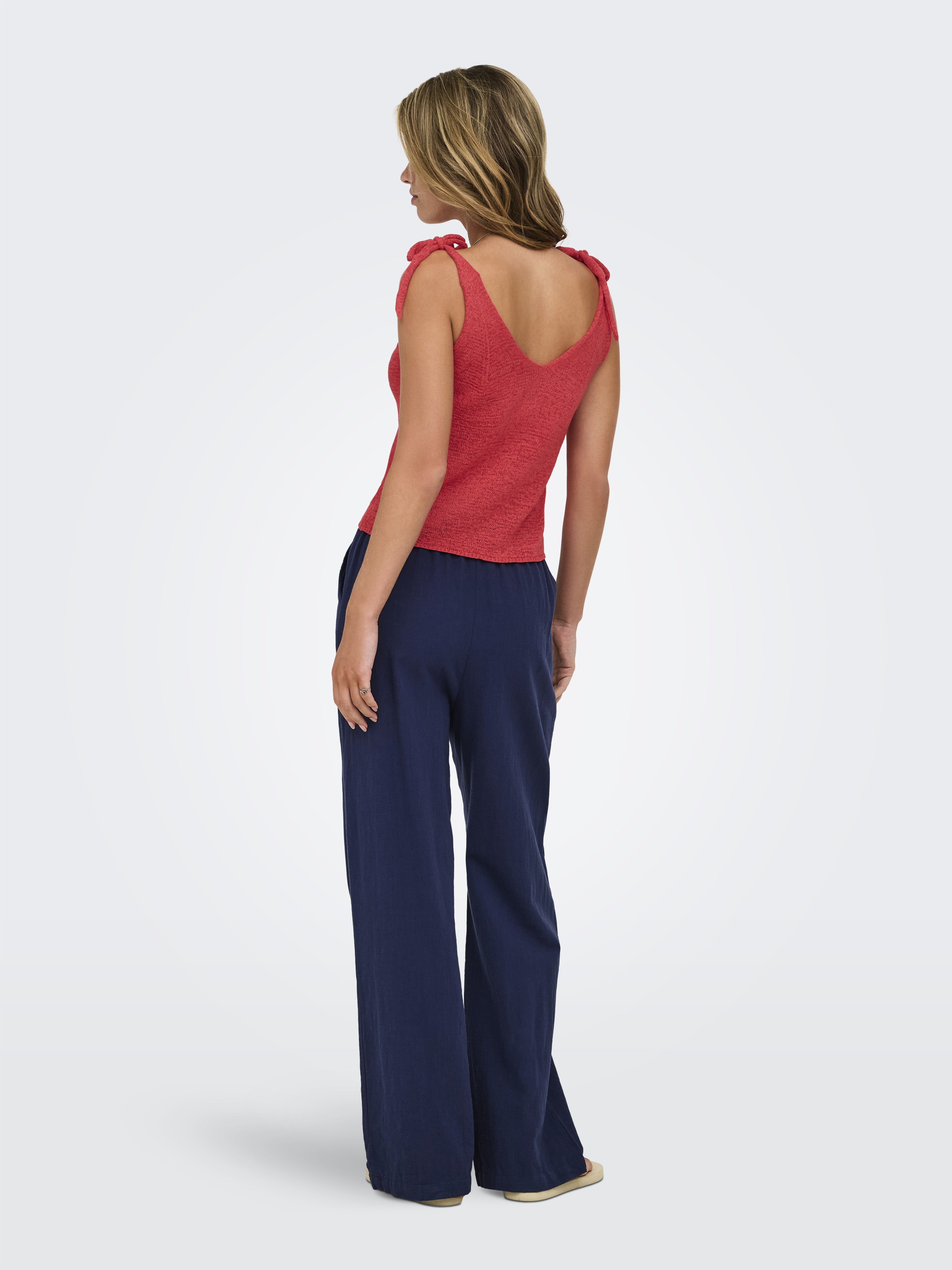 Only Damen Tops Poinsettia