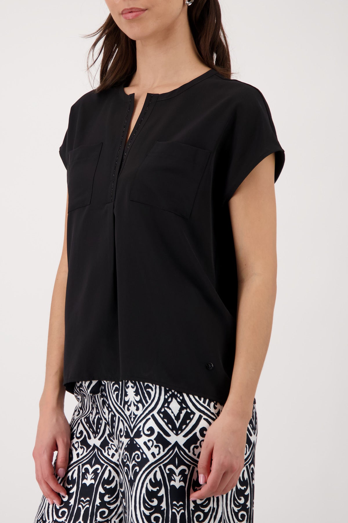 Monari Damen T-Shirts Schwarz