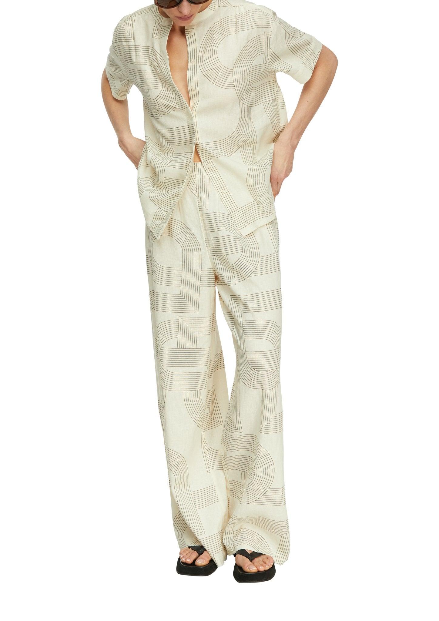 Comma Damen Blusen kurz White