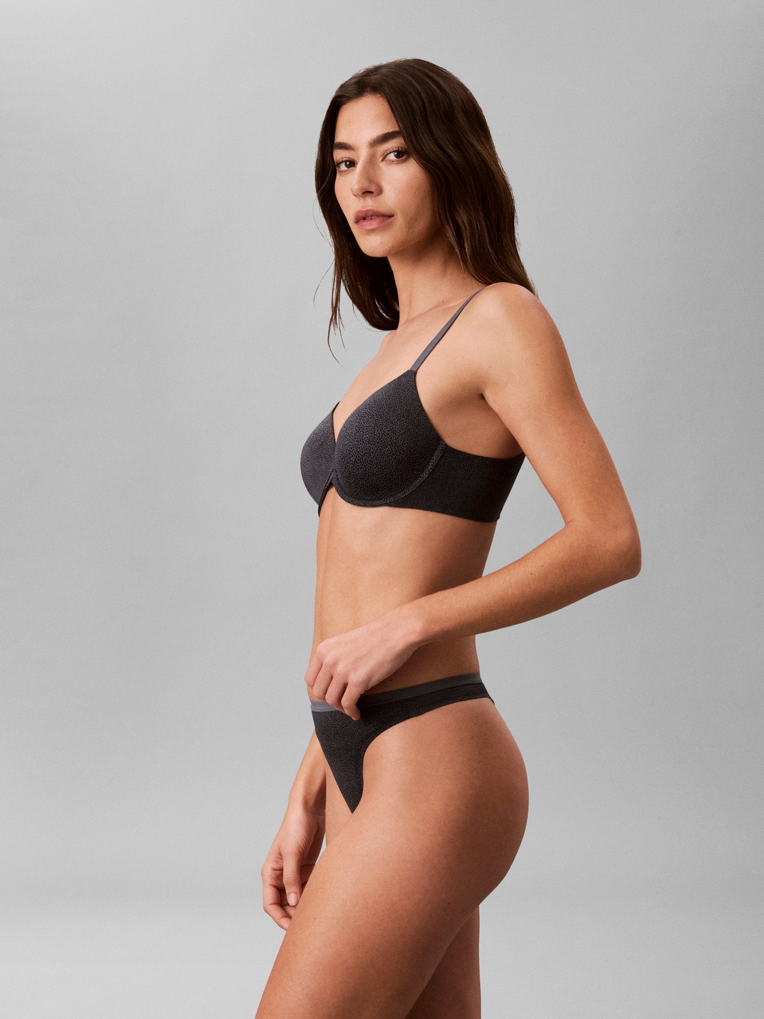 Calvin Klein Slip N Grey