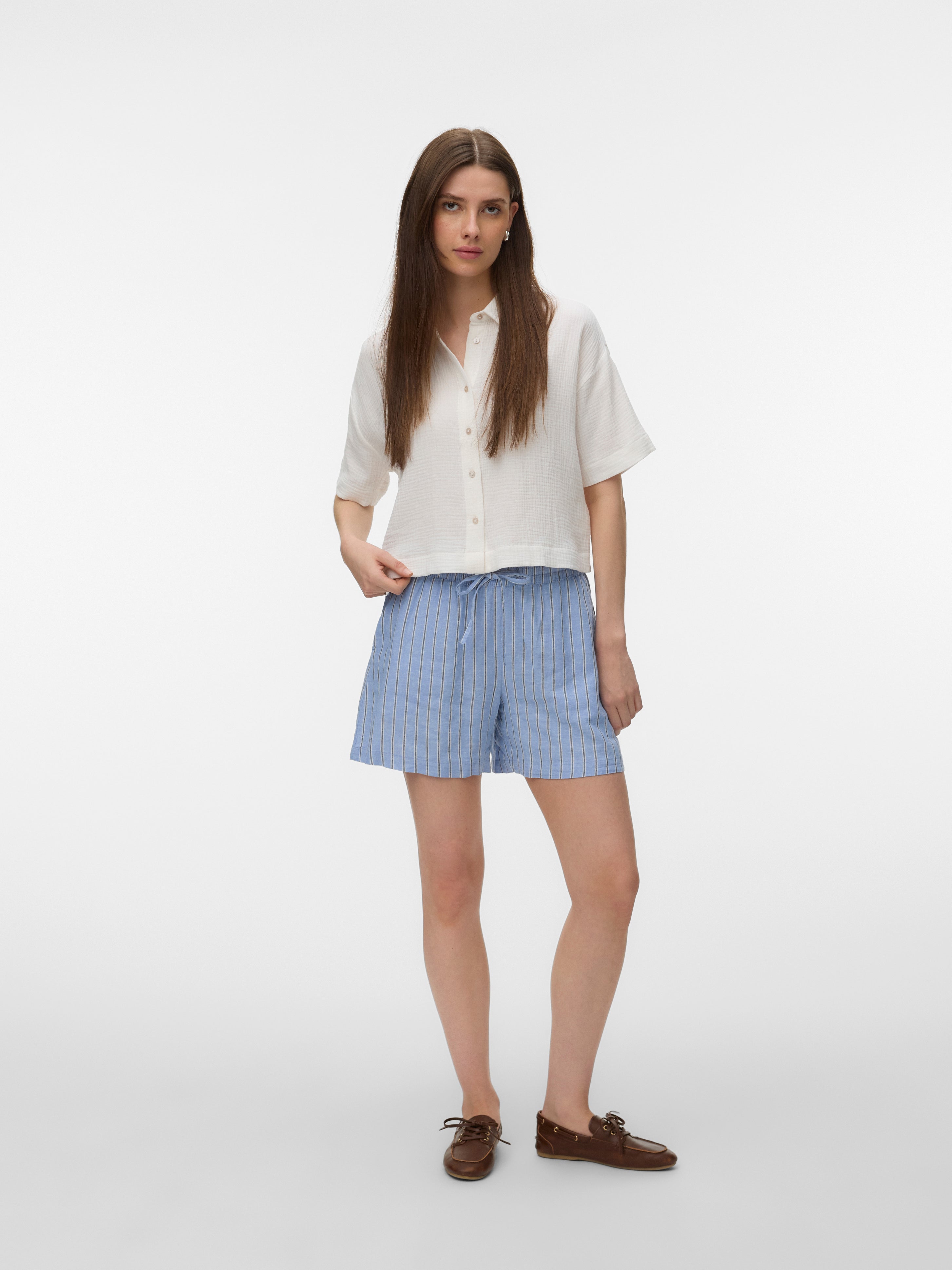 Vero Moda Damen Shorts Cornflower Blue
