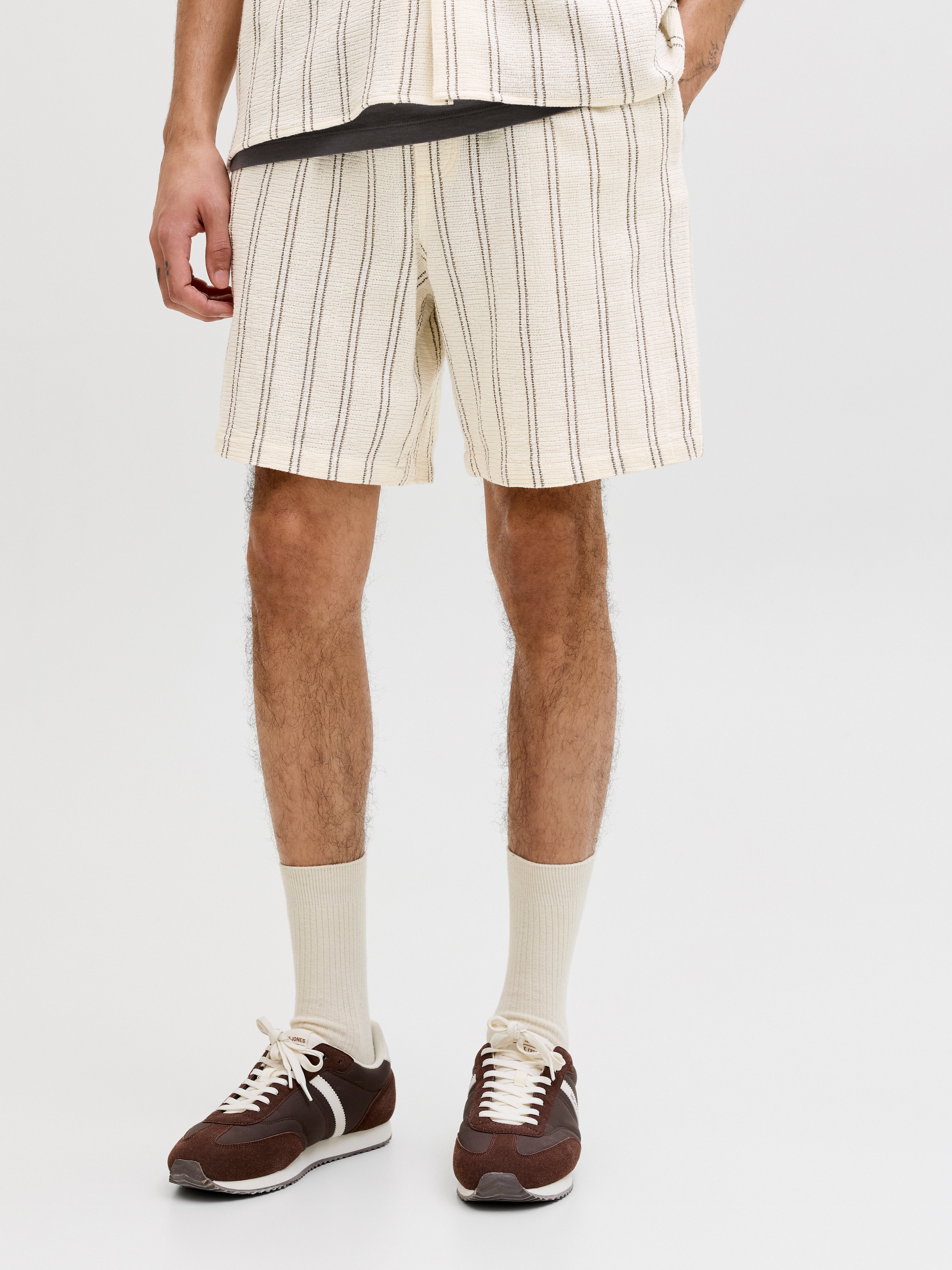 Jack & Jones Herren Shorts Antique White/S