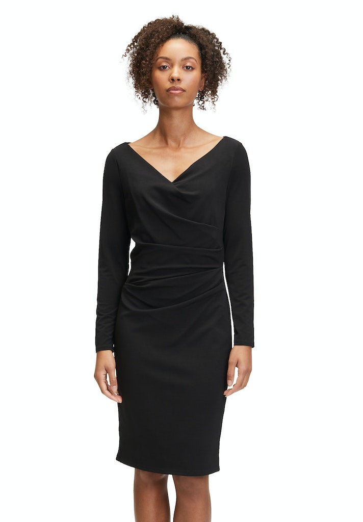 Vera Mont Damen Kleider Black