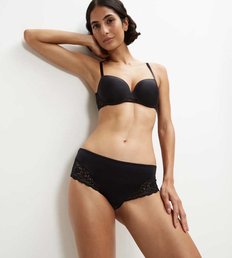 Triumph Slip  Black