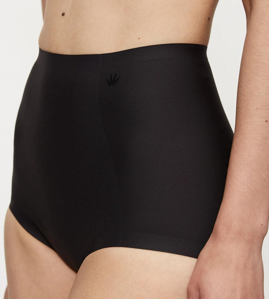 Triumph Slip  Black