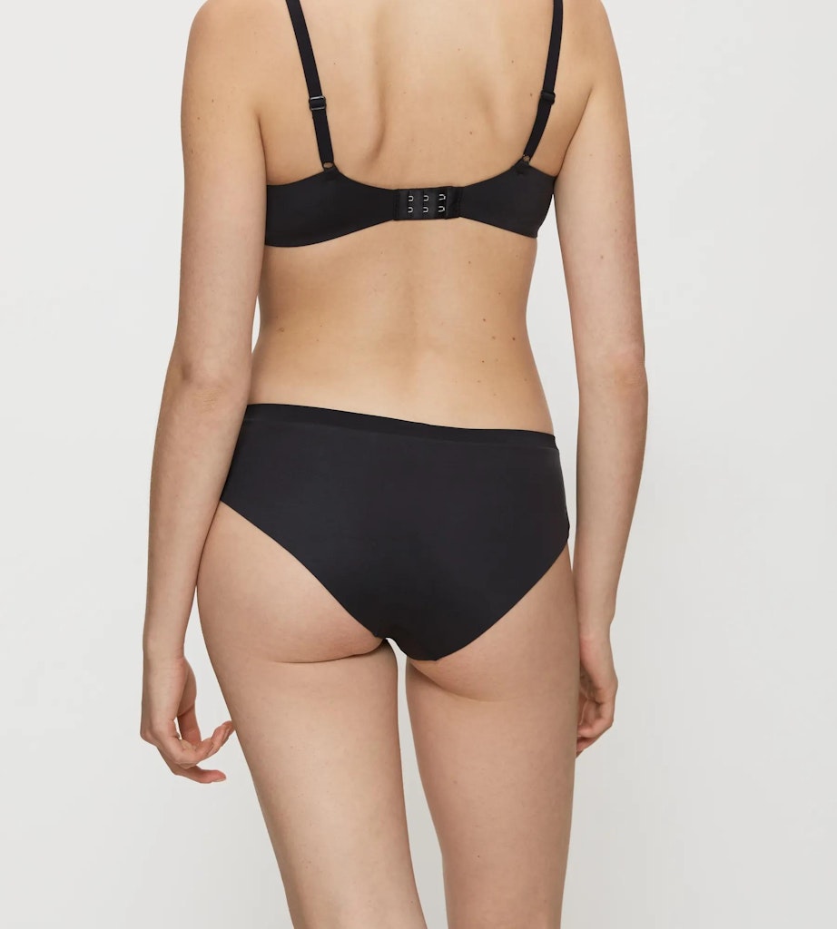 Triumph Slip  Black