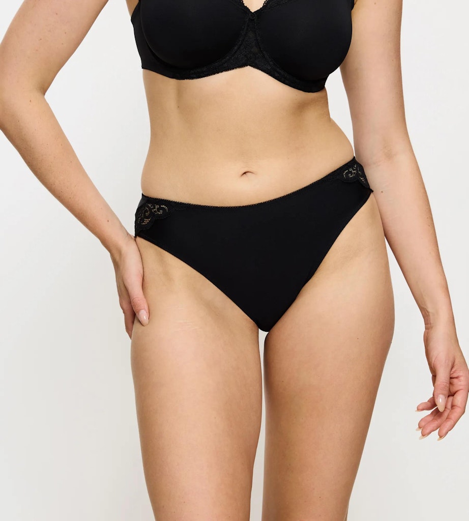 Triumph Slip  Black