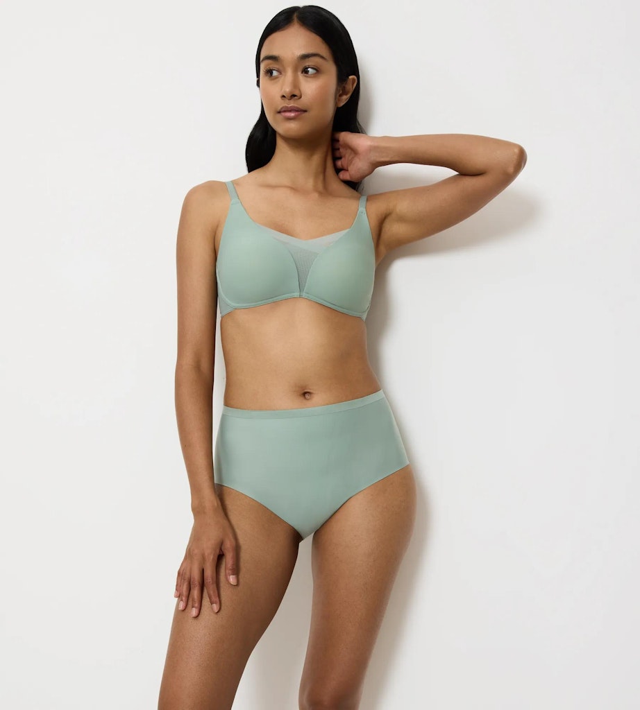 Triumph Slip  Abstinthe