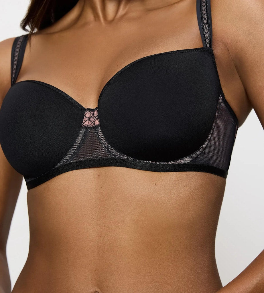 Triumph BH  Black