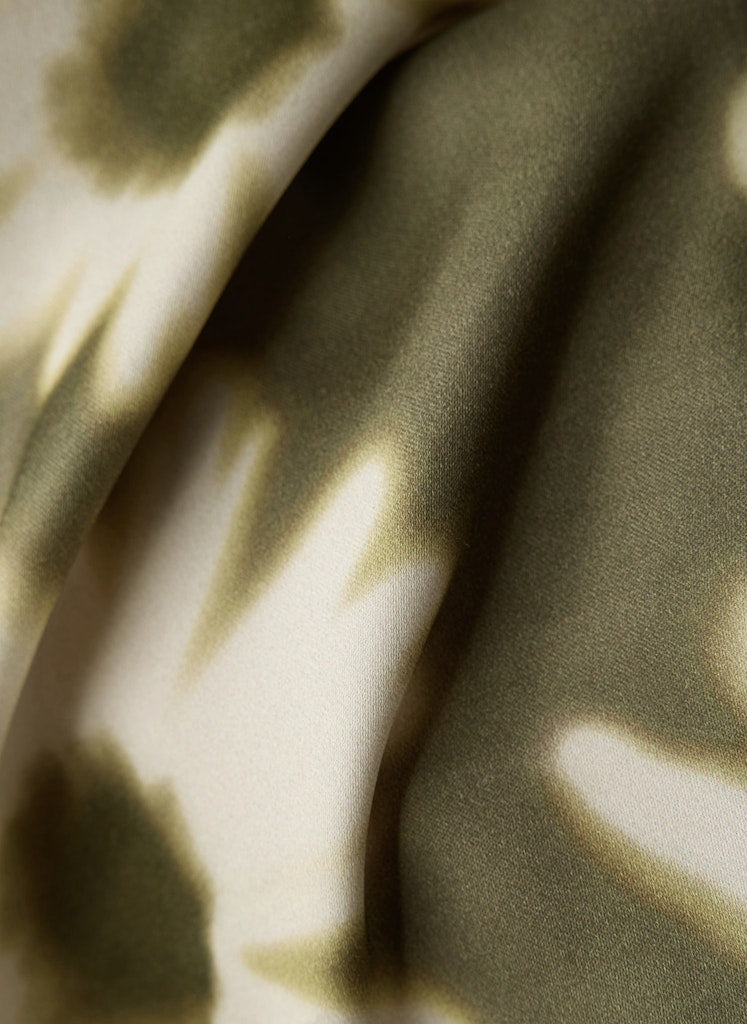 Le Comte Damen Blusen Olive