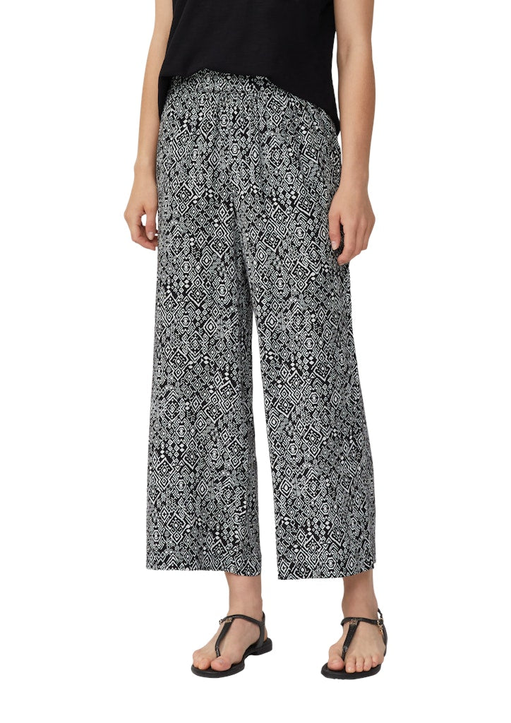 S. Oliver red Damen Shorts Grey/Black
