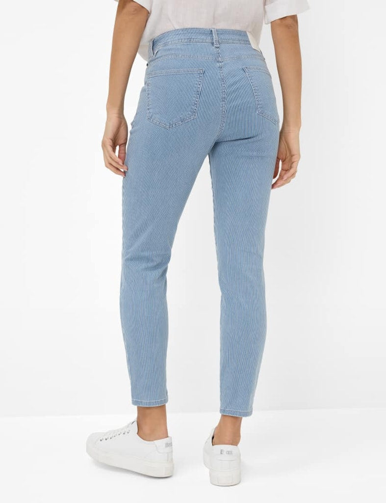 Brax Damen Jeans Used Light Blue