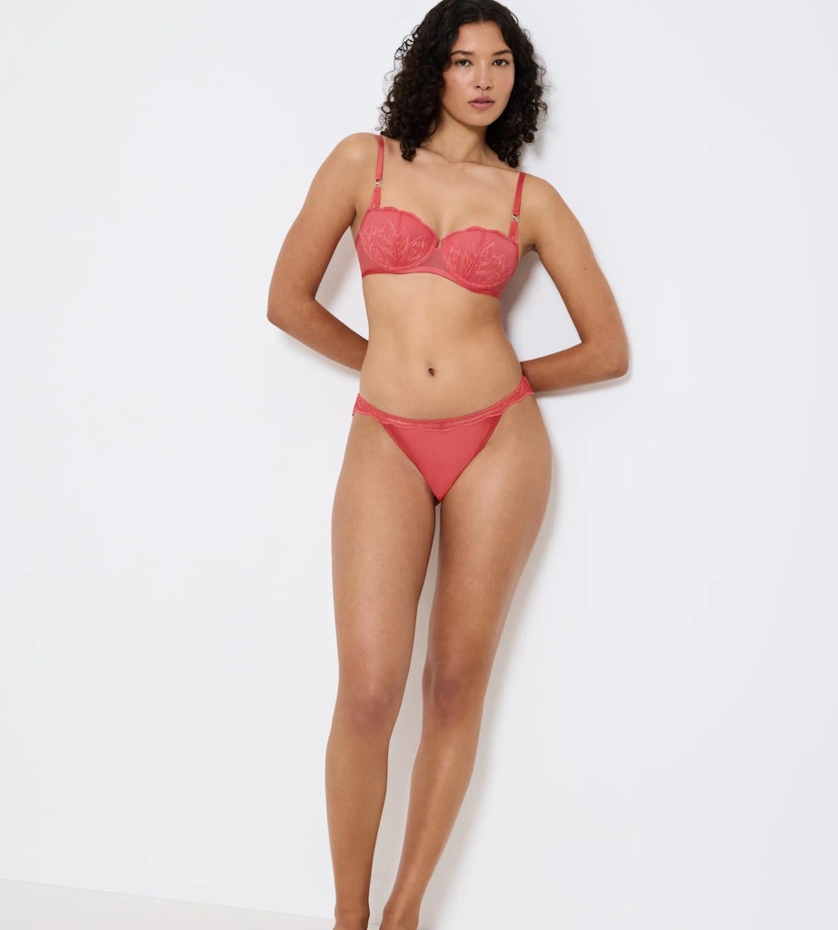 Triumph Slip  Blood Orange