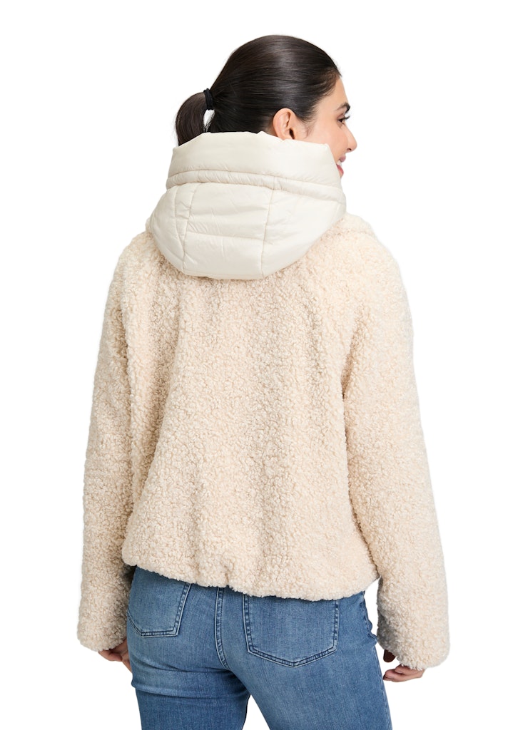 Amber & June Damen Jacken  Pearl Crea