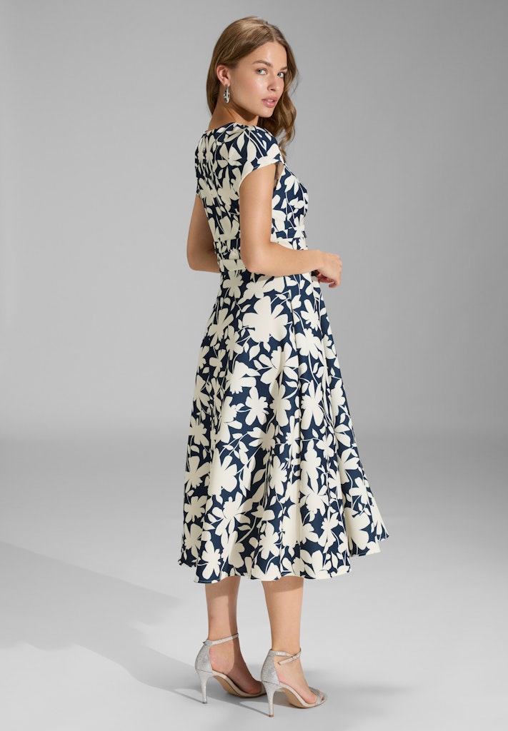 Swing Damen Kleider  Navy / Ivo