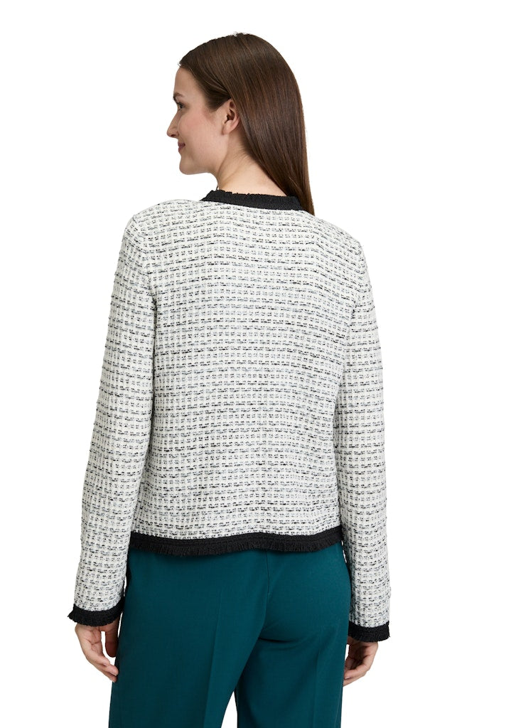 Betty & Co Damen Strickjacken Cream/Black