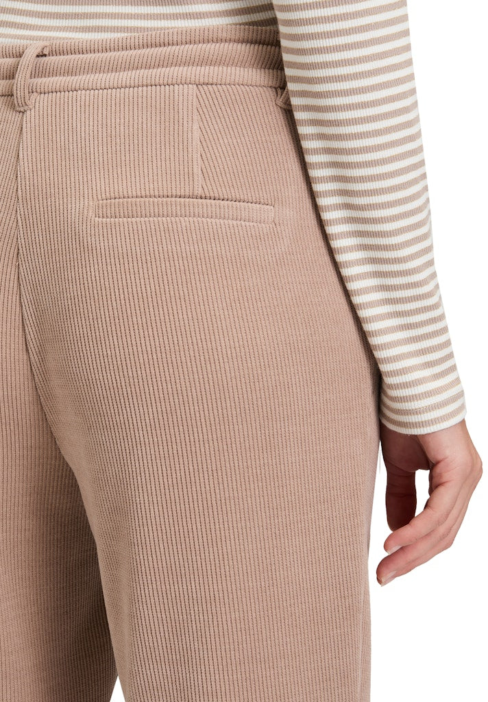 Betty & Co Damen Hosen Powder Pearl