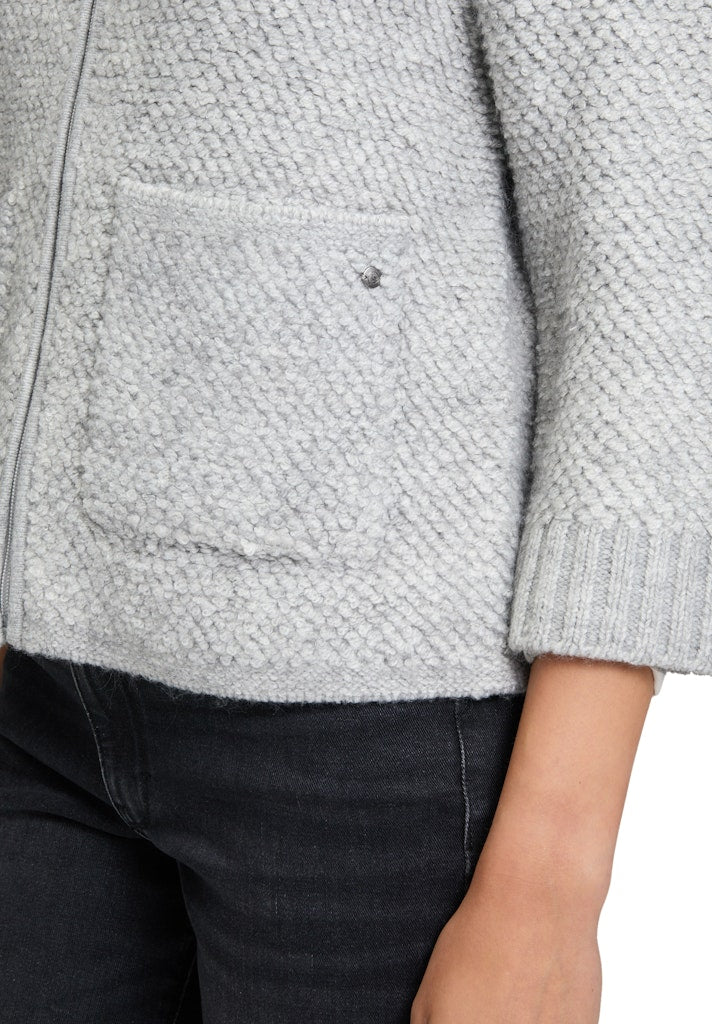 Betty & Co Damen Strickjacken Light Silver Me