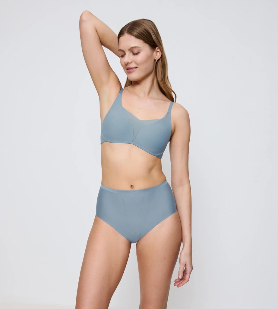 Triumph Slip  Chambray