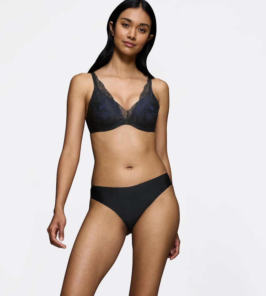 Triumph BH  Black