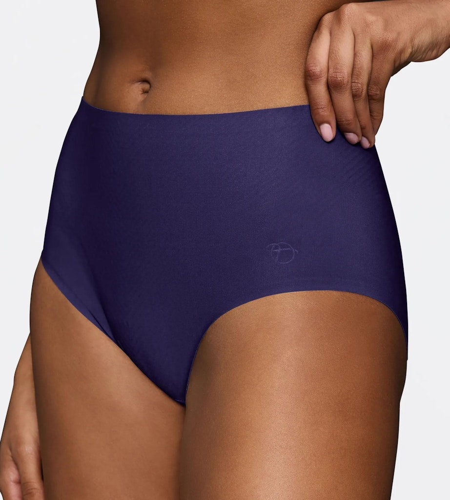 Triumph Slip Ts Prussian B