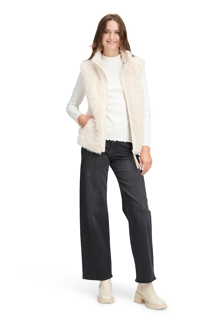 Betty & Co Damen Outdoorwesten White Sand