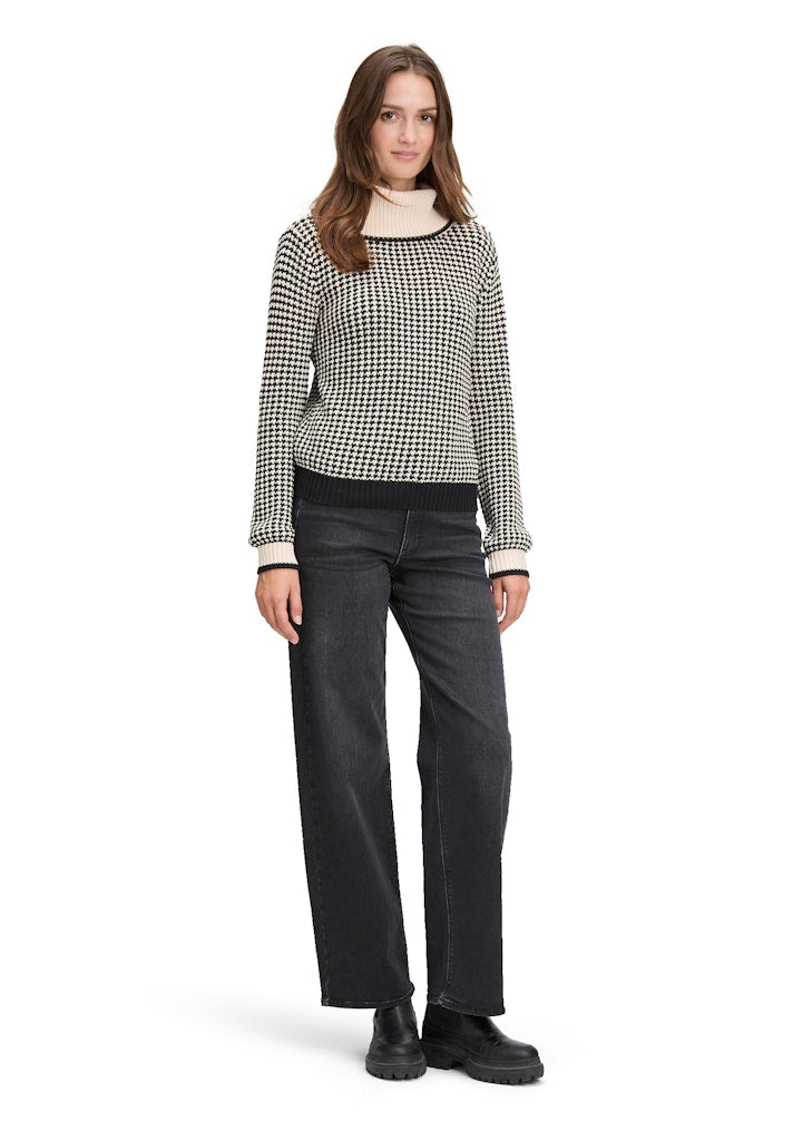 Betty & Co Damen Pullover Cream/Black